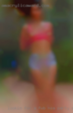 Lookin for a fwb nsa party swinger clubs kinda person.