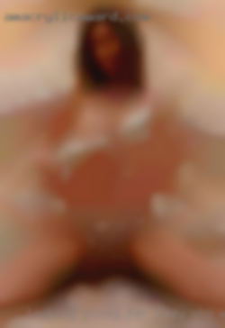 Looking pussy for lady who wants to with cum near Martinsburg VA.