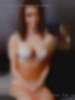 No drama near Clayton, fun, relax pussy passionate.