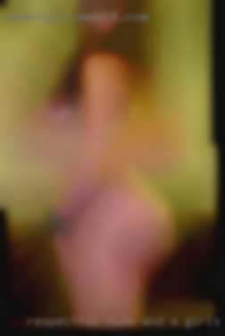 Respectful nude and a girls little kinky near Hannibal.